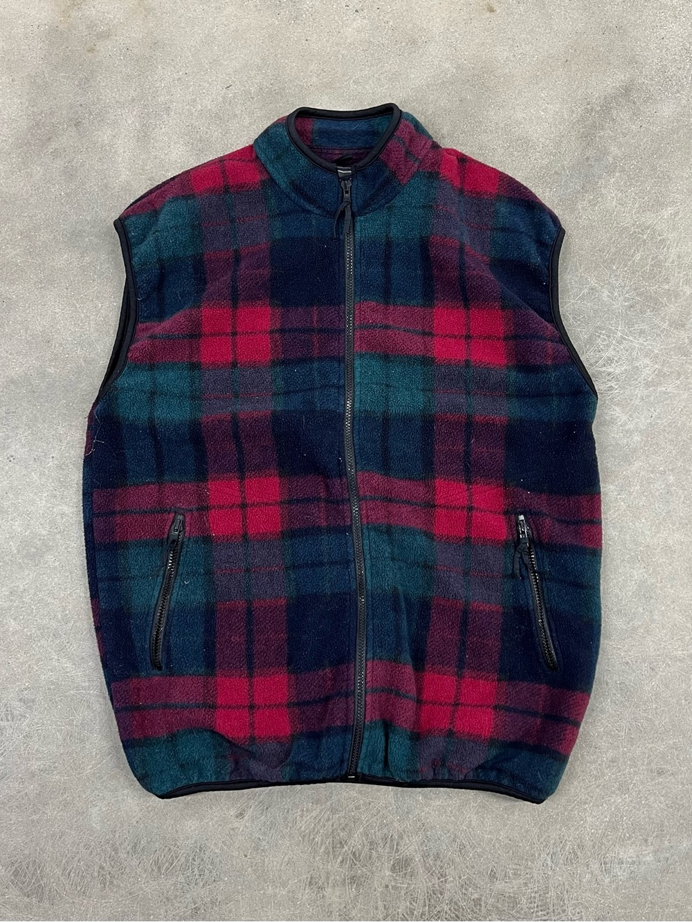 Vintage Plaid Fleece Zip Vest in Red & Green